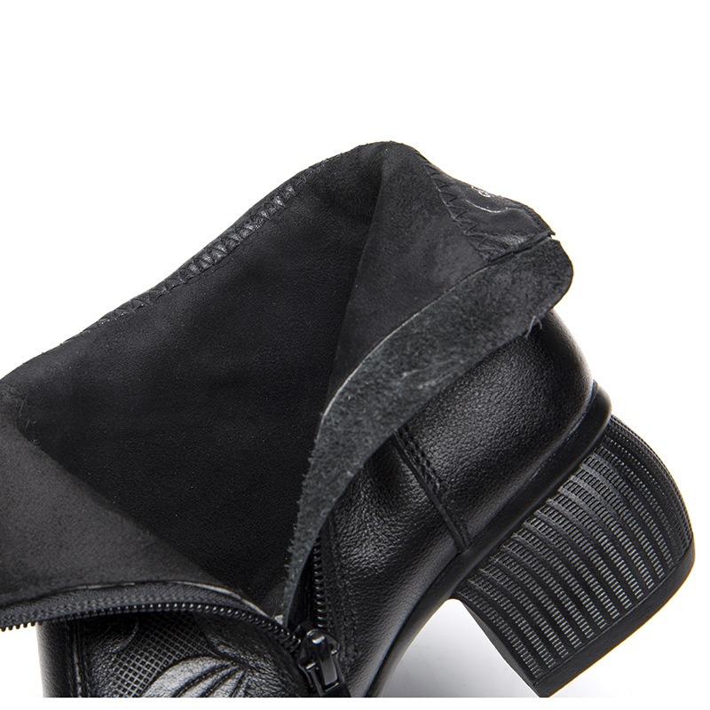 Retro Leather Single Boots for Women's Autumn and Winter New Medium Thick Heel Round Head Non-slip Martin Boots Embossed Warm Short Boots for Women