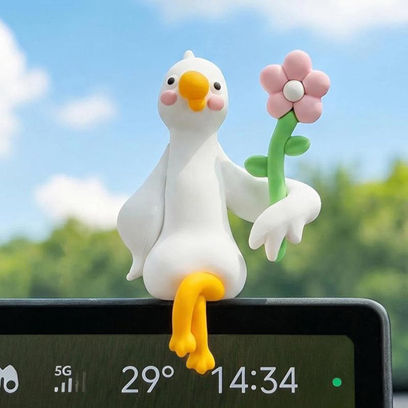 Cute Cartoon Goose Creative Car Dashboard Display Decoration Ornament