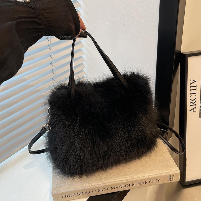 

1Pc Faux Fur Tote Bag Women s Bucket Plush Luxury Design Ladies Handbags Soft Winter Crossbody Shoulder Bags