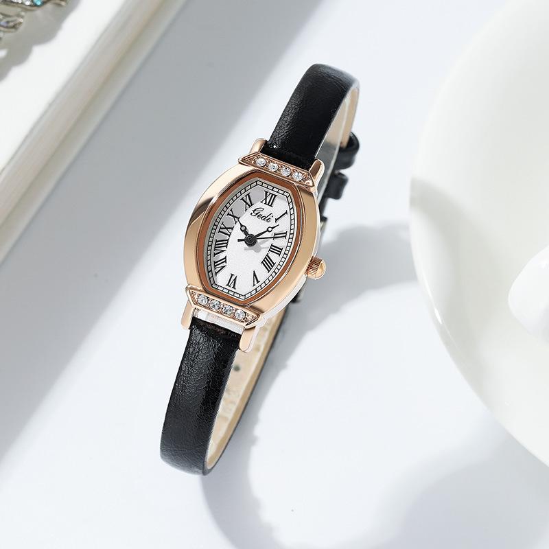 Ladies Retro Barrel Shell Quartz Watch Student Niche Roman Literary Temperament Old Watch