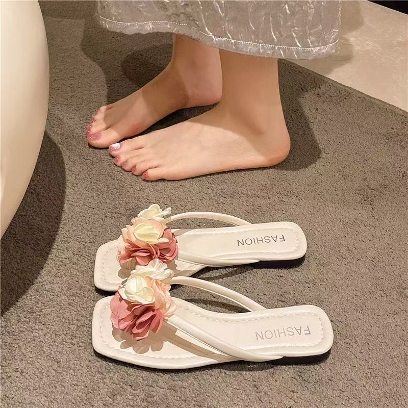 2025 Outer Wear Summer New Fairy Super Fairy Seaside Slippers Female Flip-flops Beach Non-slip Flower Flat Sandals