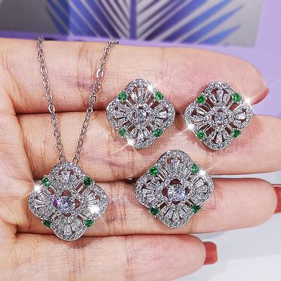 Conjunto Retrô Esmeralda de Três Peças Colar Pingente Brincos Femininos