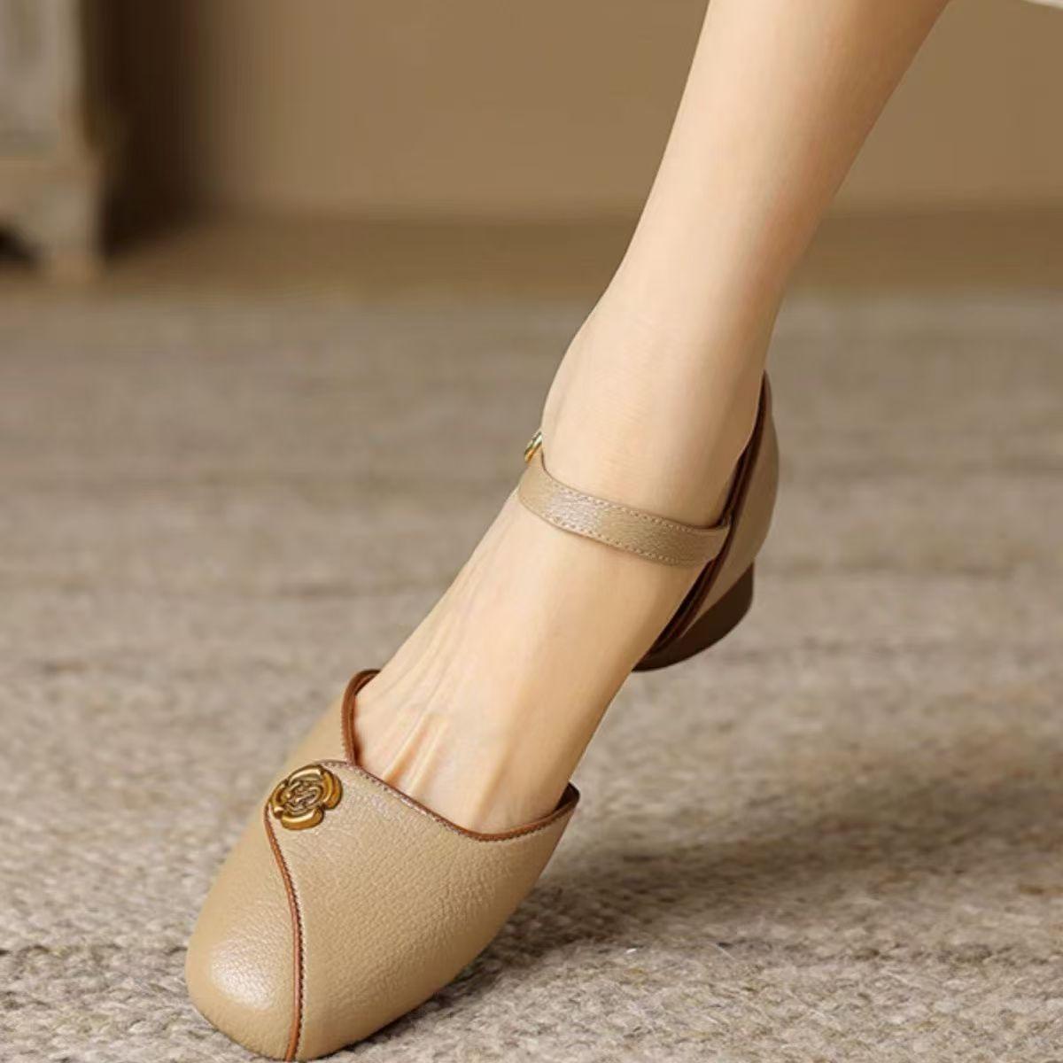 

Internet celebrity summer Mary Jane hollow sandals women versatile and thin low heel comfortable fashion breathable bag head soft sole single shoes 40 шампанського