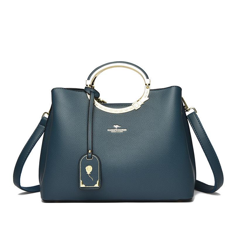 This Elegant and Sophisticated Handbag Is A Soft Leather Single-shoulder Crossbody Bag
