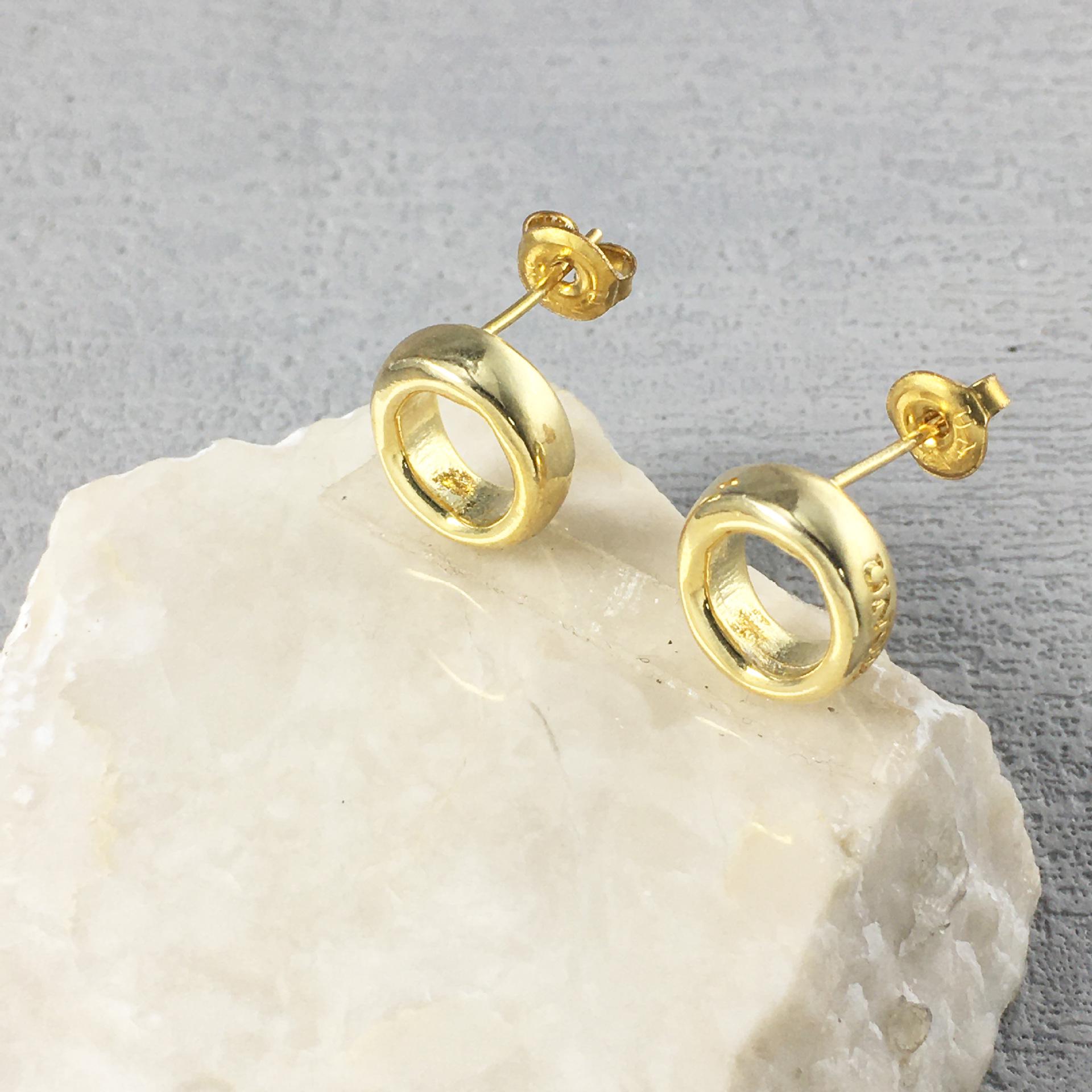 UNOde50 2024 Bestselling Women s Geometric Earrings - Romantic Jewelry Gift Bag Edition Electroplated