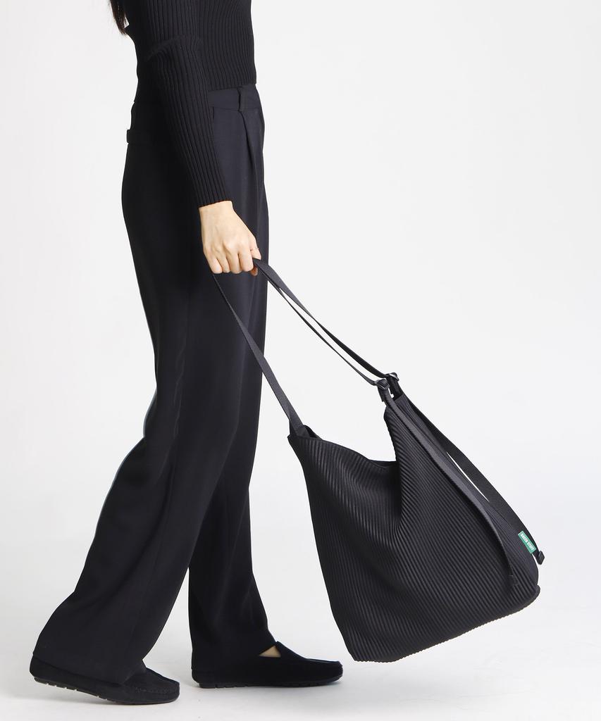 Green Stuff Spacious Loose Fit Shopper Bag 57 Pleated - Black
