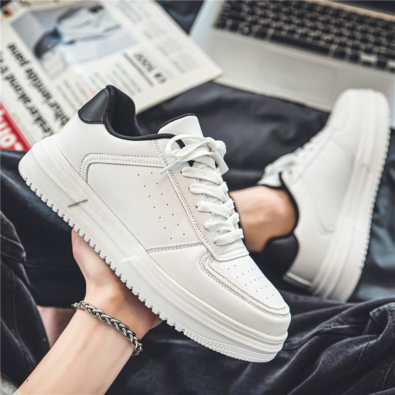 Men 's Casual Four Seasons Fashion Skateboarding Students Comfortable Sneakers Boys Trending Soft Sole Breathable Shoes