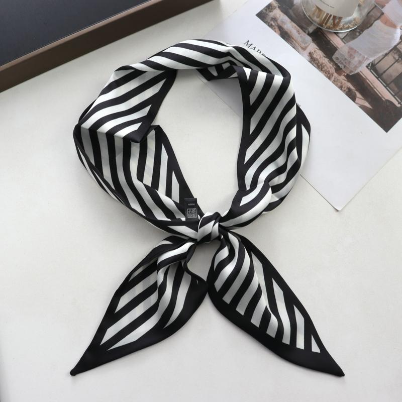 Sweet Strawberry Print Women Small Silk Scarf Handle Bag Ribbons Female Head Scarves Sharp Angle For Women  100*9cm
