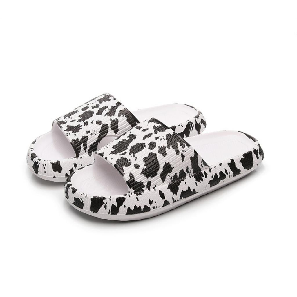 Ladies' Fashionable EVA Slippers with Leopard Print, Ladies' Thick Soled Cloud Slippers for Vacation, Beach, Dormitory, Plus Size Women's Shoes