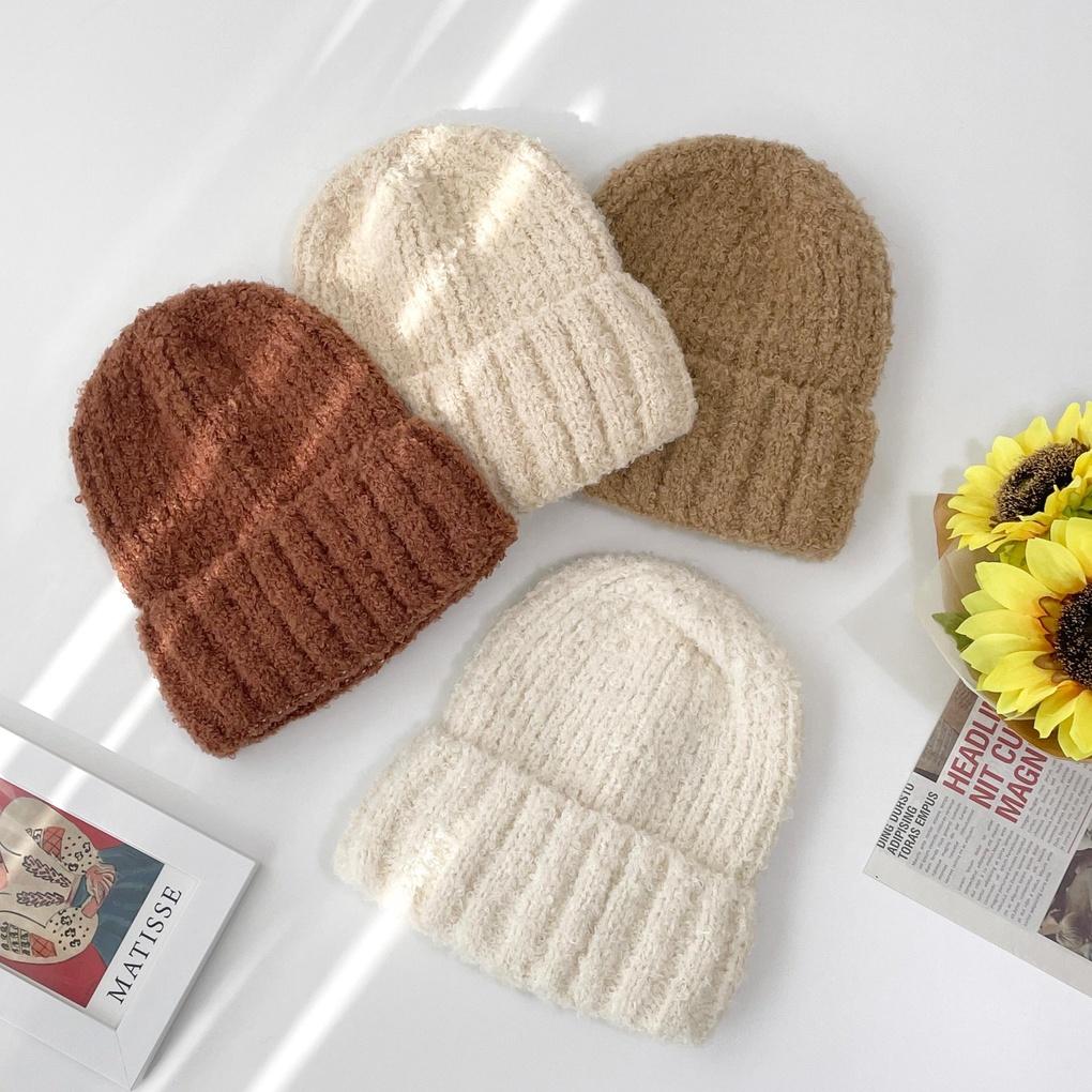 Women's and Men's Daily Buckle Wang Golji Beanie Hat