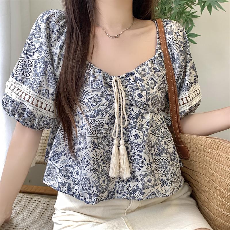 Vintage Ethnic Style Lace-up Square Collar Floral Shirts Women Summer New Loose Puff Sleeve Blouse Woman Elegant Fashion Slim Fit Ladies Shirt 26130