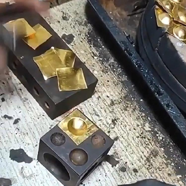 Multi Cavity Carbon Steel Dapping Block Professional Jewelry Dapping Tool Practical Carbon Steel Square Block for Crafts