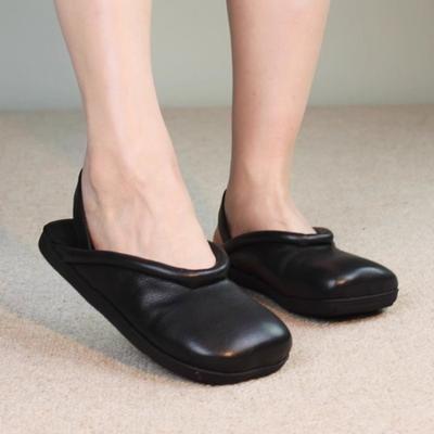 Fashion Retro Flat Baotou Sandals Women's 2025 New Soft Sole Back Empty Women's Shoes