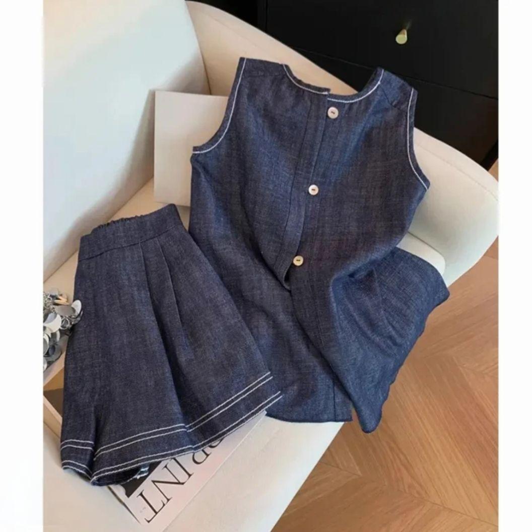 

Women s Summer Denim Two-Piece: Sleeveless Vest & High-Waisted Tummy-Covering Shorts - 2026 Fashion S (80-100 lbs recommended) темно-синього кольору