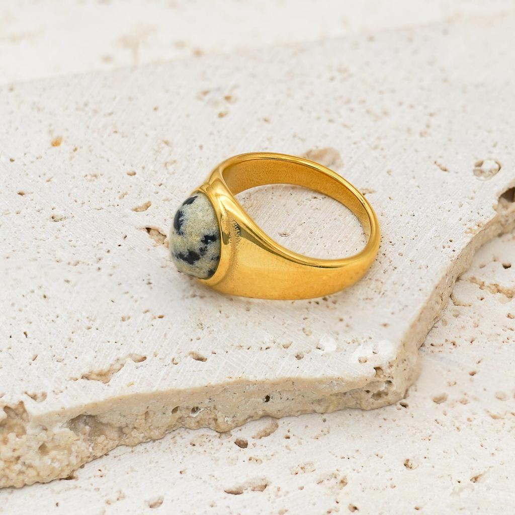 2022 Retro Style 18K Gold-Plated Titanium Steel Hip-Hop Agate Ring for Women