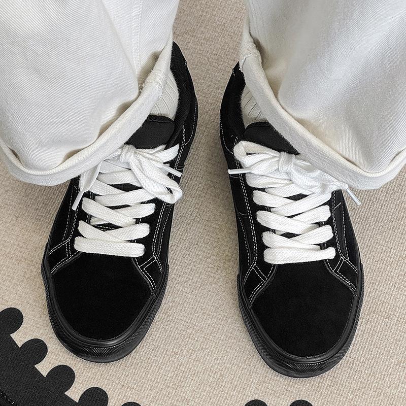 Unisex Czarne Zamszowe Buty Skateboardowe Kontrastowe Sznurowadła Antypoślizgowe Codzienne Trampki do Noszenia na Co Dzień