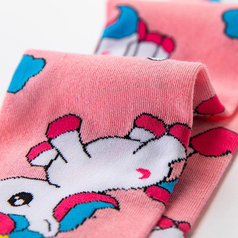 Süße Cartoon-Tier-Einhorn Kinder lange Socken Geeignet für Freizeit tägliches Leben Dekoration