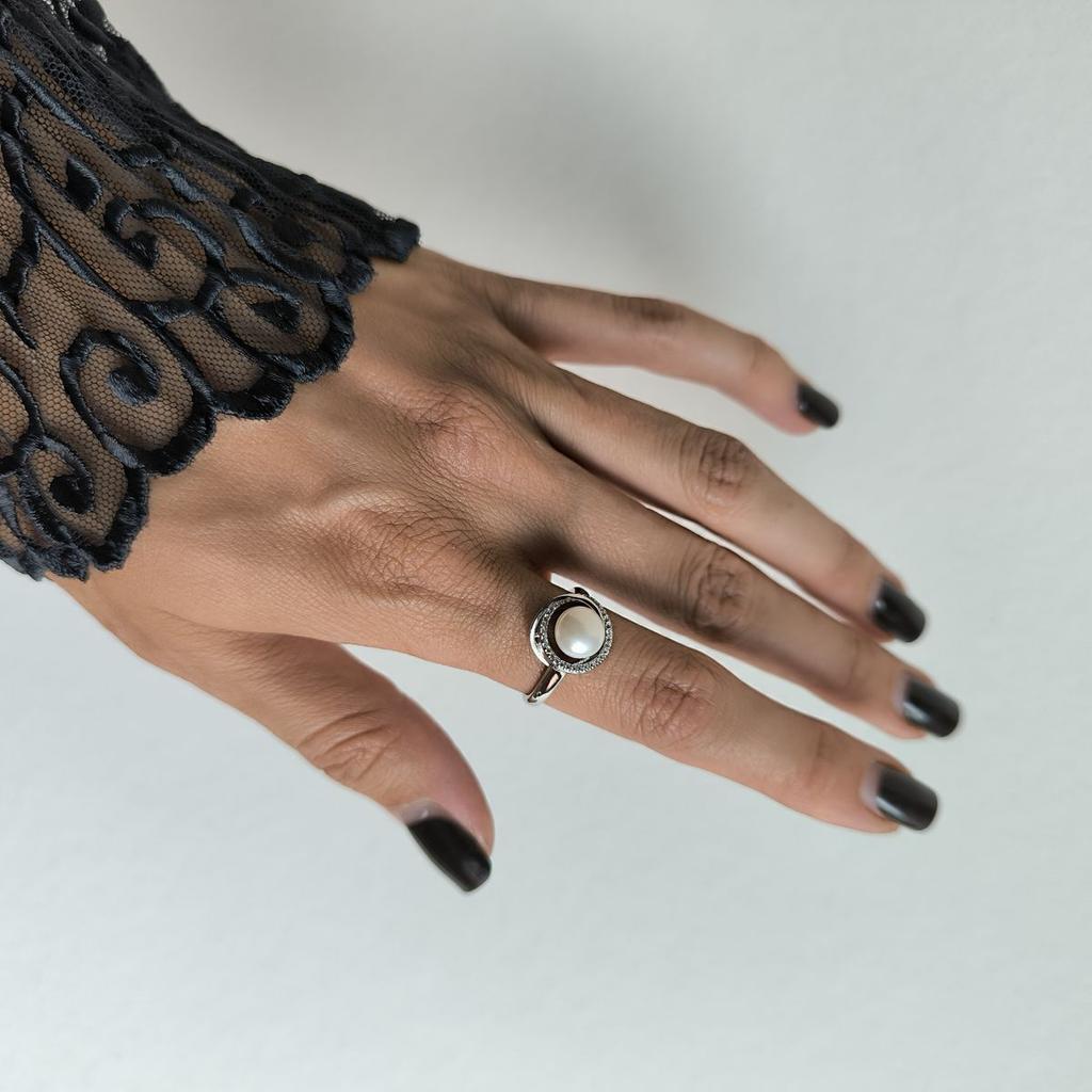 Серебряное кольцо с натуральным жемчугом, вес изделия 3,23 гр (2186571)