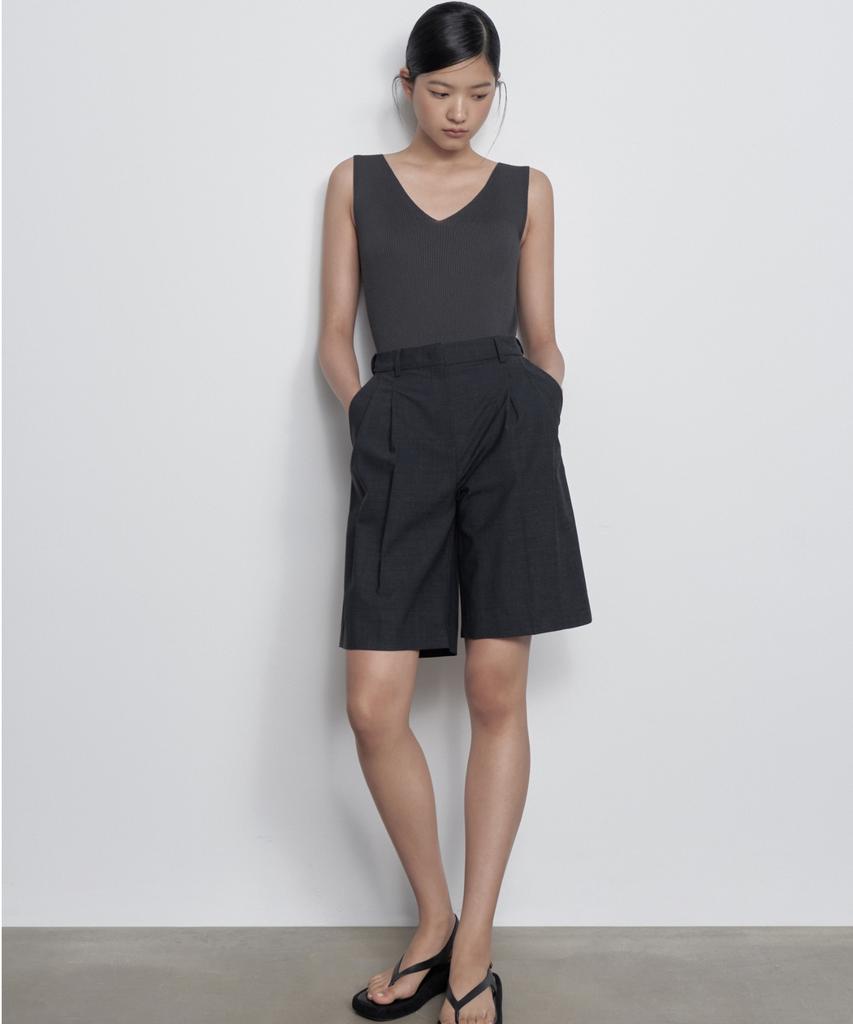 MUSINSA STANDARD WOMAN Women'S Ribbed V-Neck Knit Sleeveless Top [Dark Grey]