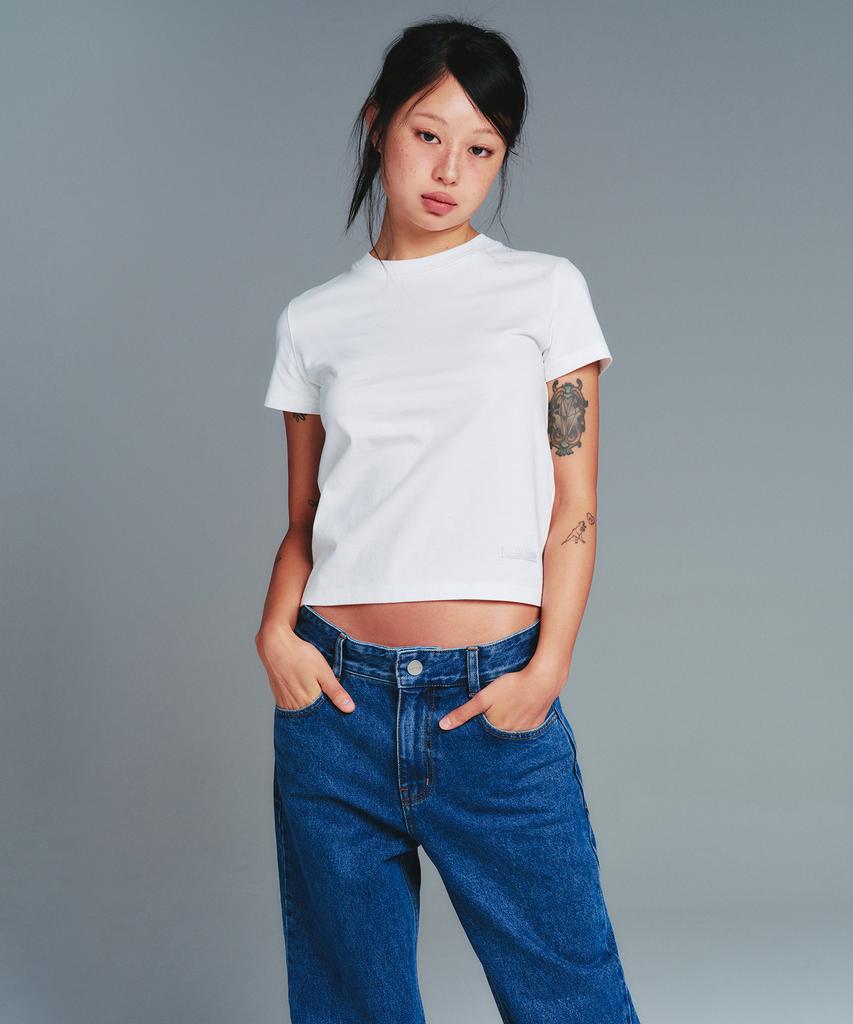 AMES-WORLDWIDE Classic Basic Tee White