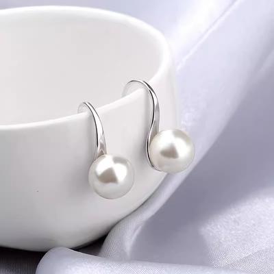 Högklackade Sked Pärlörhängen Enkel Generös Design 8-14MM Rund Pärla Kvinnors Mångsidiga Temperament Örhängen
