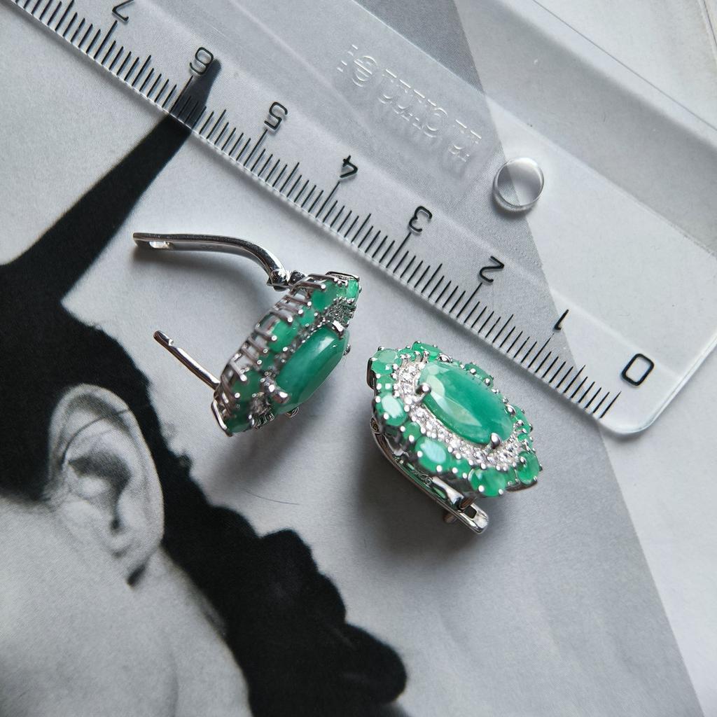 Silberohrringe mit natürlichem Smaragd 11,133 ct (2206316)