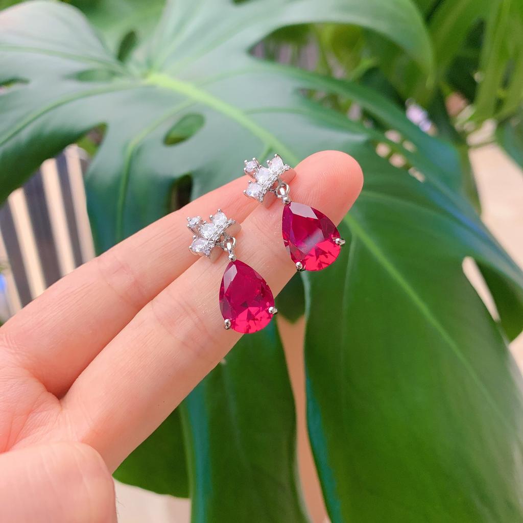 Jewelry Simulation Red Glass Crown Stud Earrings 10 * 14 Necklace 13 * 18 Jewelry Set