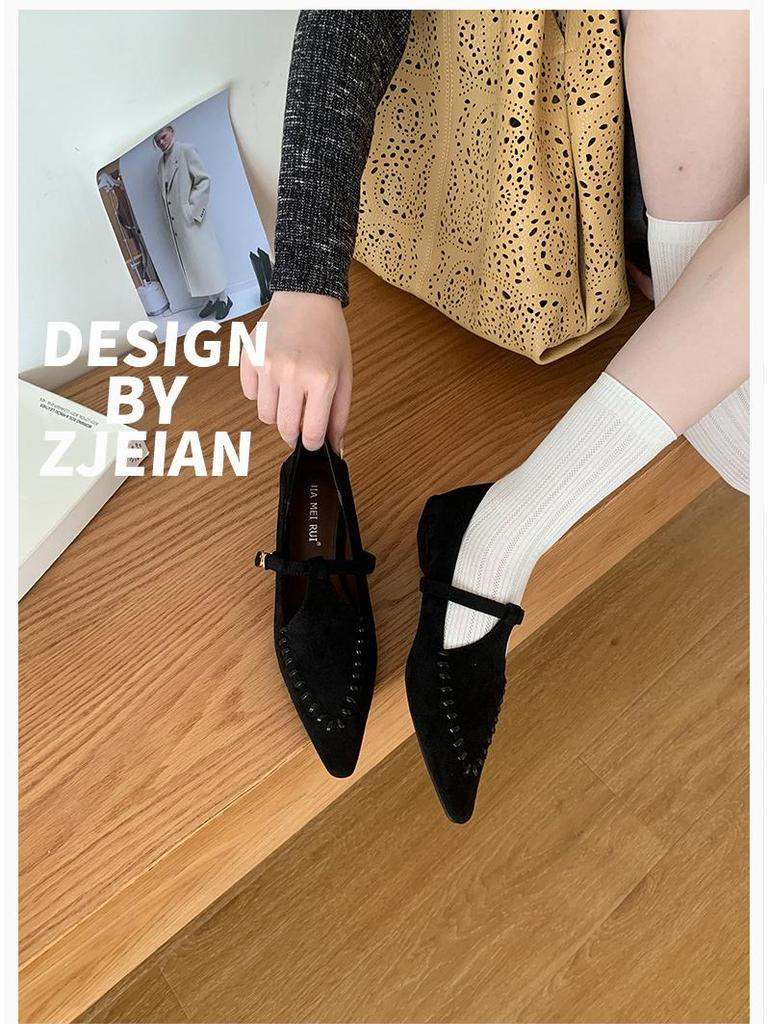 2025 Retro Mary Jane Damenschuhe: Spitze Zehenpartie, Keilabsatz mit Bohnenboden, Lederriemen, Blockabsatz