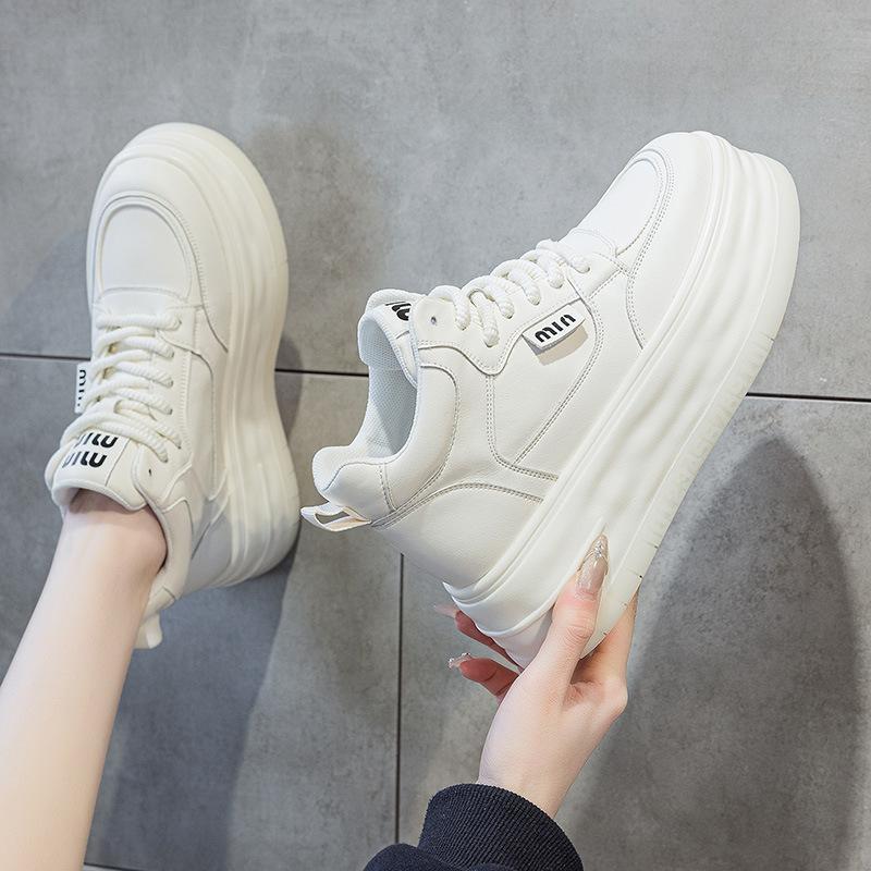 Women's shoes leather spring women's 2025 spring new versatile comfortable small inner height increase women's shoes casual shoes board shoes