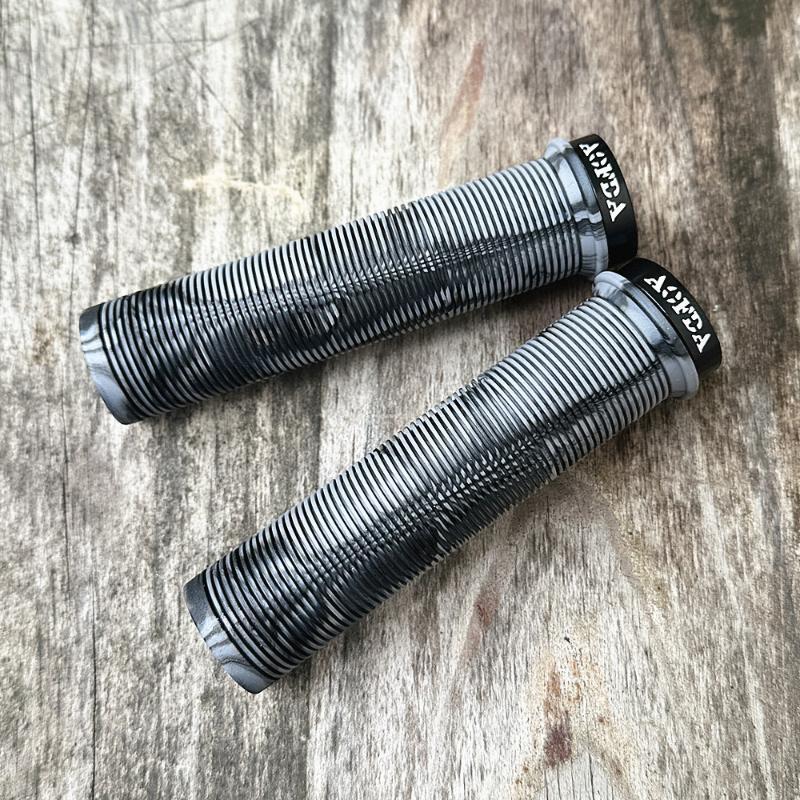 1 Paar Fahrradlenkergriffe Single Lock-On Rutschfest Weiches Gummi Schweißbeständig Lenkerabdeckung für Rennrad Citybike