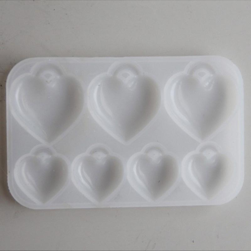 Valentinstag 3D Herz Anhänger Harzform Robuster Silikon Leicht zu lösen Tragbar für Schmuck Bastelbedarf