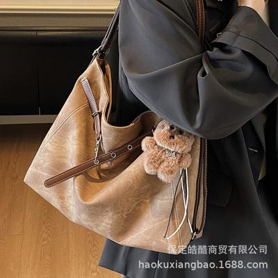 Dumpling Bag Women's Large Capacity 2025 New Autumn and Winter Niche Design Single Shoulder Commuter Bag Multi-functional Backpack Backpack