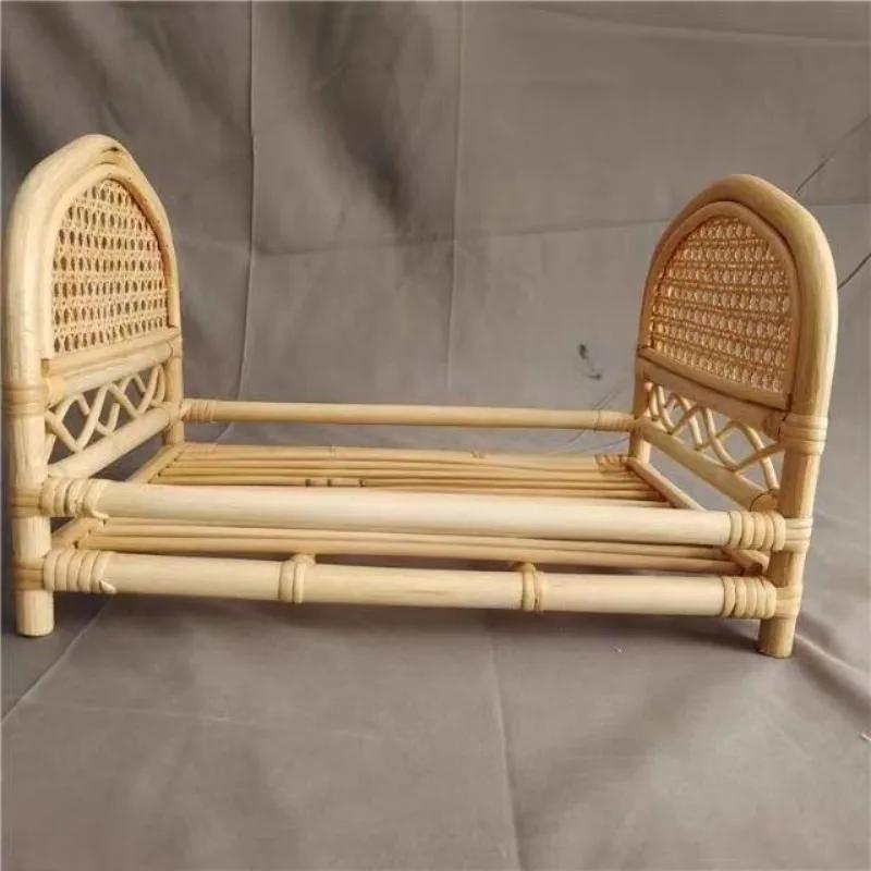 

Photography For Newborns Props Handmade Accessories Infant Boy And Girl Wooden Bed Photo Vintage Rattan Posing Bed Background
