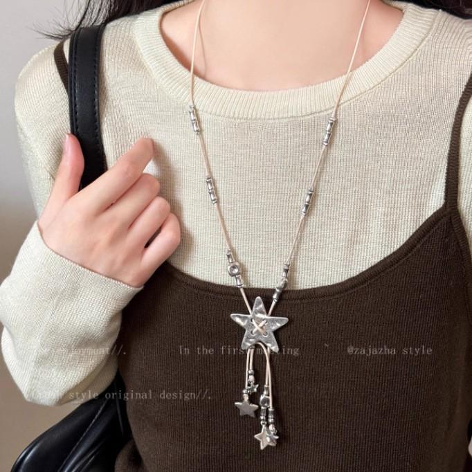 Retro Silver Star Fringed Necklace Female Niche Design Unique Personality Sweater Chain Sweet And Cool Versatile Long Accessories