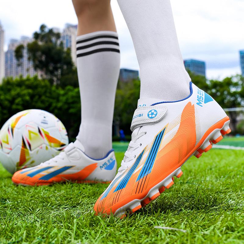 New low-top Velcro football shoes men's spikes women's children's and adolescents' special shoes