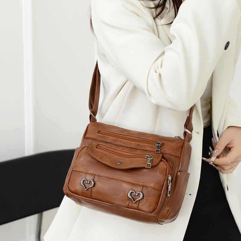 Mehrschichtige Umhängetasche mit Herzdekor, modische Damen-Leder-Crossbody-Taschen, geeignet für den Arbeitsweg