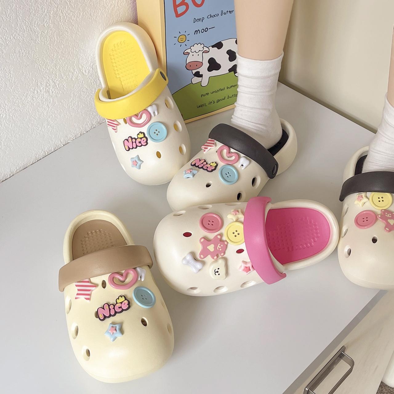 Модные новые сандалии тапочки милые мультяшные сабо женские мюли летние пляжные сандалии — фото 6
