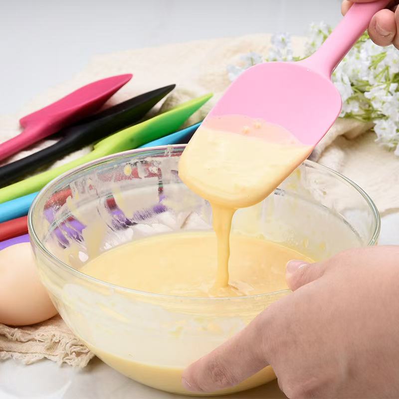 21cm/27cm Silicone Scraper Food Grade Silicone Baking Spatula Cake Spatula Mixing Tool Kitchen Baking Accessories