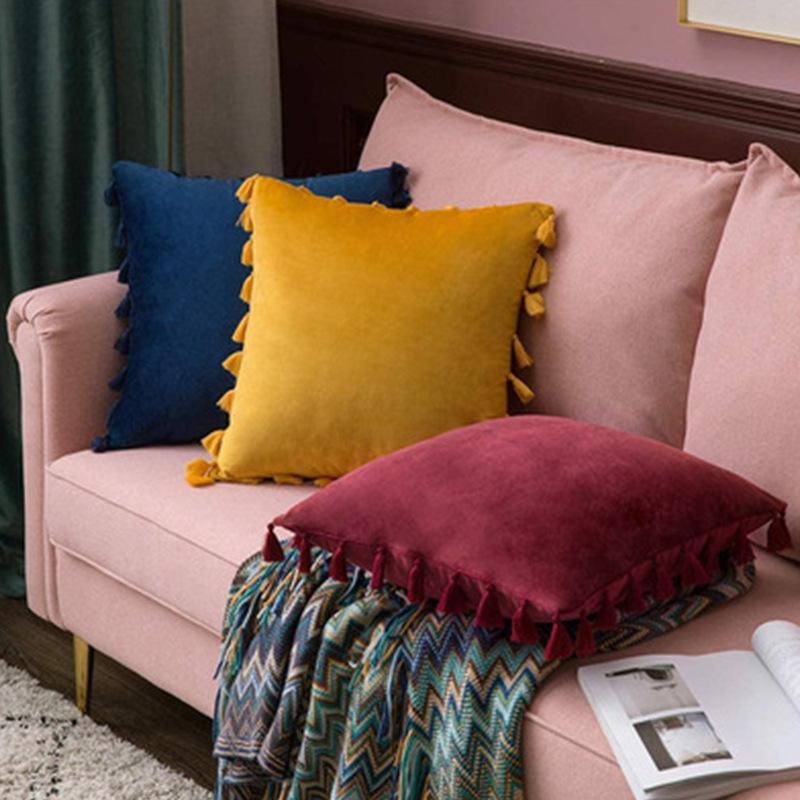 Nordic Style Solid Color Tassel Pillow Cover Short Plush Cushion Covers Bedroom Sofa Decorative Pillowcase Bohemian Style Gift Cushion Covers