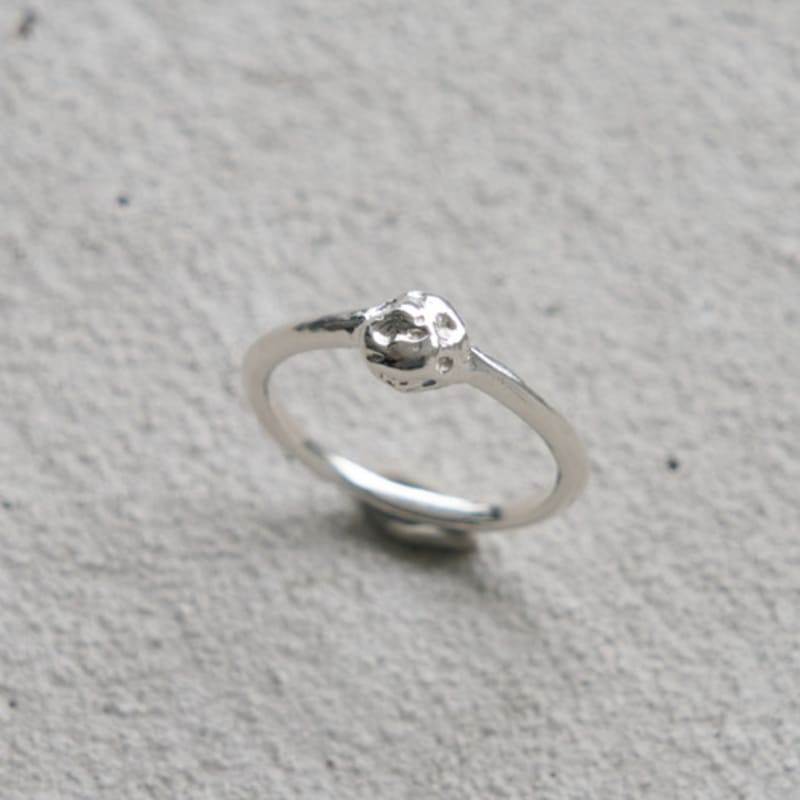 Touched PEBBLE RING 08