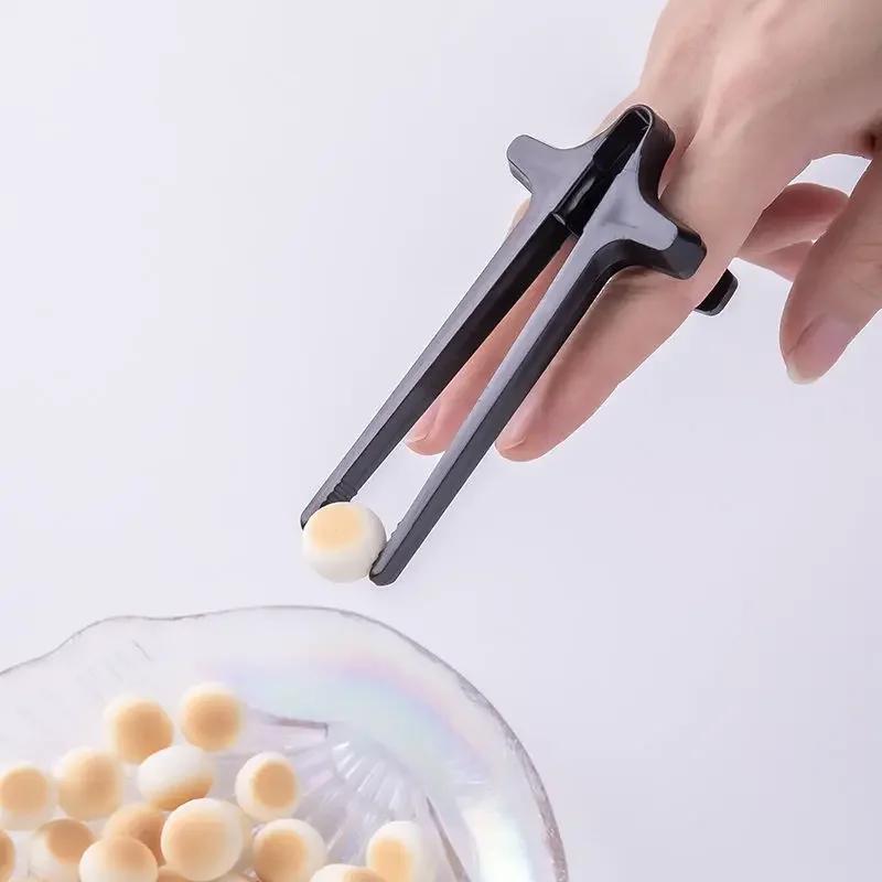 

Finger Chopsticks for Snacking Multicolor Reusable Gamer Chopsticks, Snack Tongs, Chip Grabber Snack Chopsticks Snacking Tool чёрный