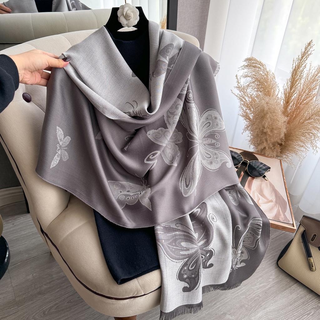 Butterfly Retro Trend Tencel Cotton Women'S Thermal Scarf Double-Sided Two-Color Fashion Shawl Silk Scarf
