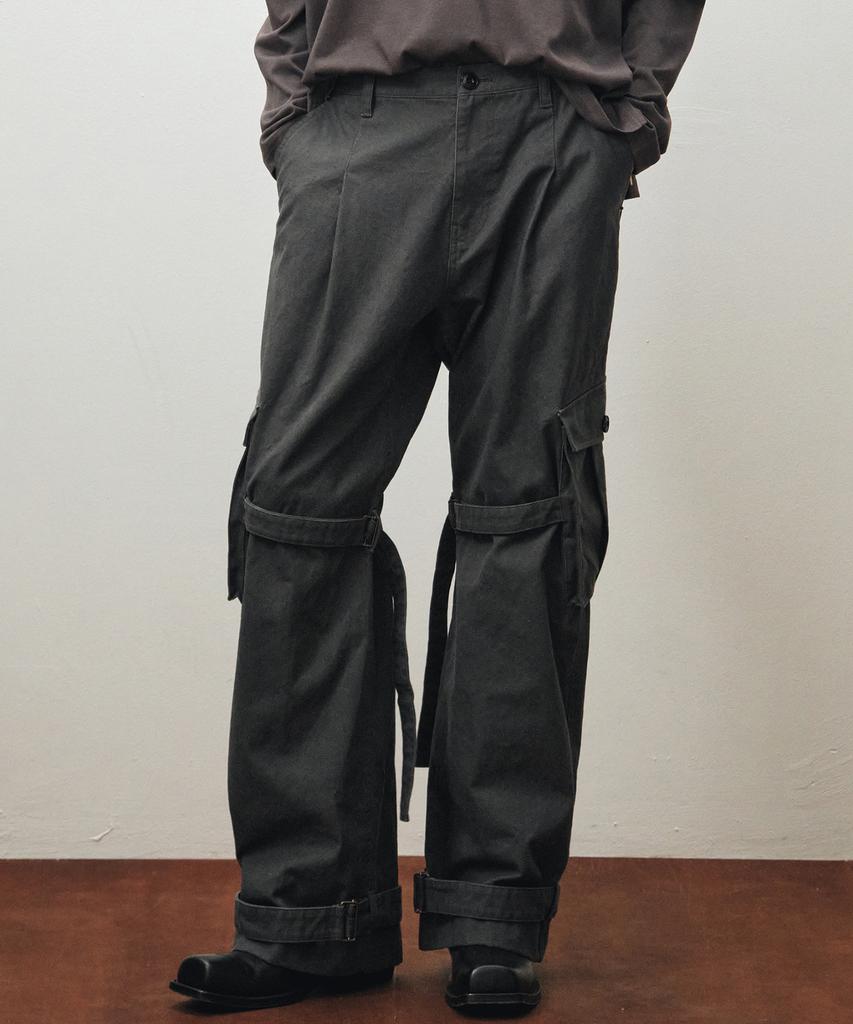 NOIRER Utility Strap Cargo Pants (Charcoal)