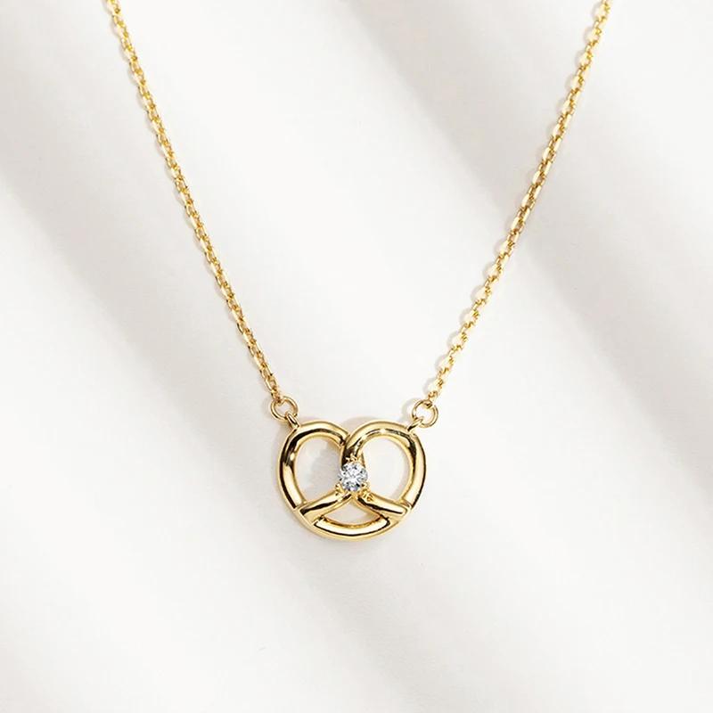 Huitan Chic Design Female Love Necklace Gold Color O Chain Exquisite Neck Accessories for Women Daily Fashion Versatile Jewelry