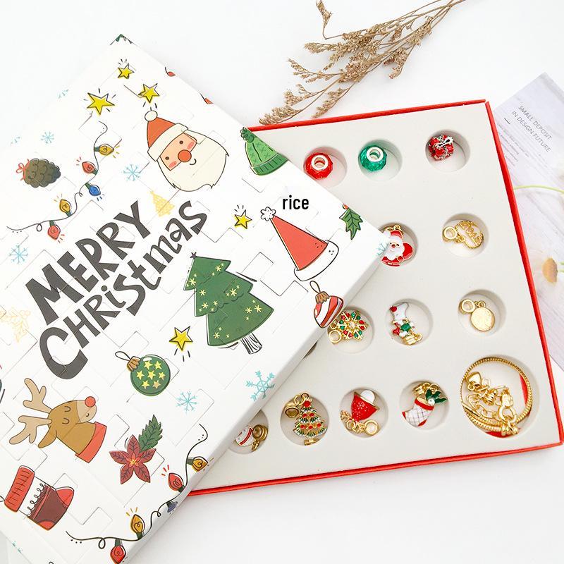 Gold Christmas Countdown Calendar: DIY Jewelry Set Gift