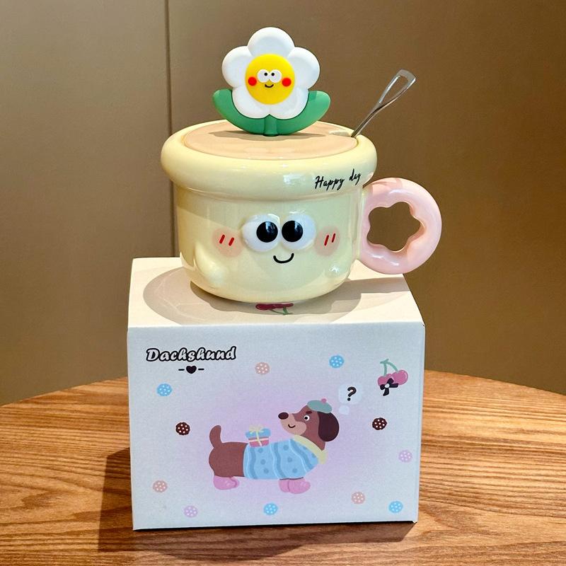 Birthday Gifts for Girls, Cute Flower-shaped Ceramic Mugs, High-value Drinking Cups with Lids and Spoons As Gifts