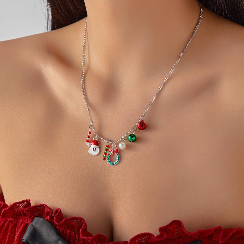 Delicate Christmas Tree Pendant Necklaces for Women Sweet Colorful Bells Crystal Snowflake Necklaces Friendship Jewelry Gifts
