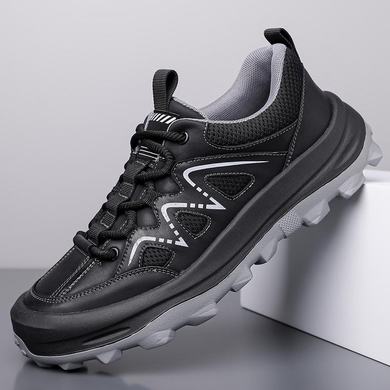 

Fashion 2025 New Lightweight Flats Men Casual Leather Sneakers Non-slip Breathable Male Outdoor Running Shoes Lace Up Soft Sport Shoes 38 чёрный