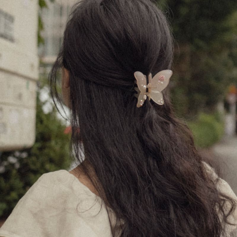 MERRYMOTIVE Pink scented butterfly hair claw