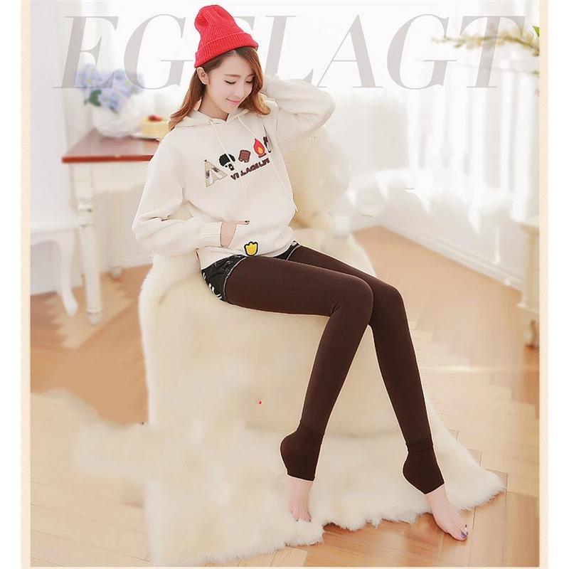 Women's Autumn And Winter Thick Fleece Leggings With Pearl Fleece Foot Insulation One Piece Pants